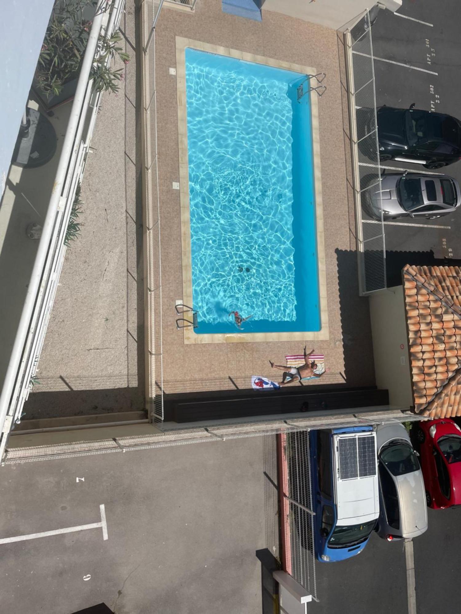 Appartement T2, Climatise, Wifi, Parking Et Piscine Prives Сет Экстерьер фото